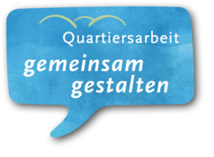 Eine blaue Sprechblase mit dem Text Quartiersarbeit gemeinsam gestalten in weiß. Oberhalb des Textes befinden sich drei gelbe geschwungene Linien, die auf die Initiative Sozialführerschein Waldstetten hinweisen.